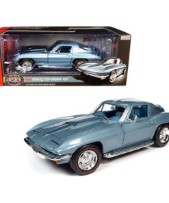 1967 Chevrolet Corvette 427 Hardtop Elkhart Blue Metallic with Blue Interior Muscle Car & Corvette Nationals (MCACN) 1/18 Diecast Model Car by Autoworld AMM1241